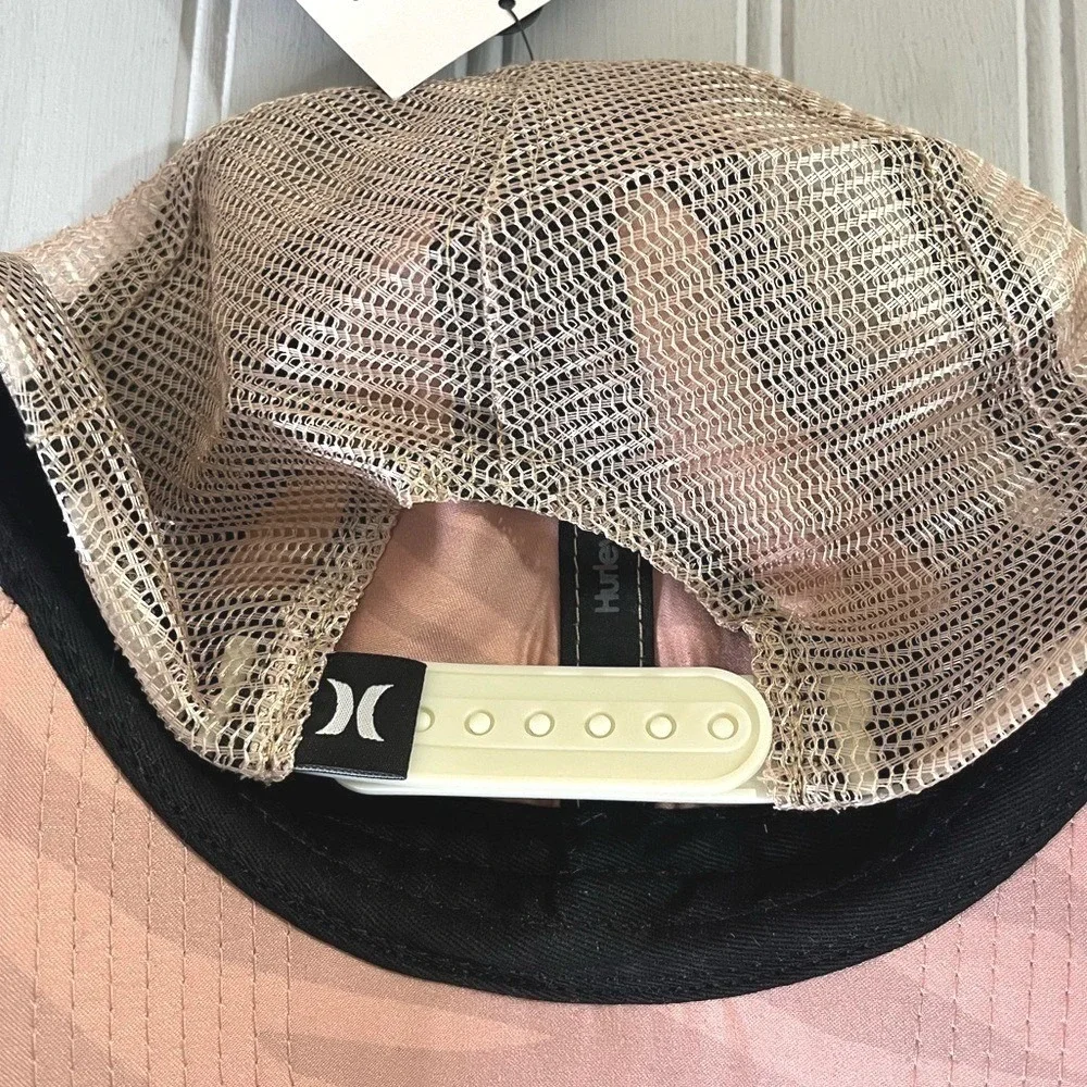 Hurley Key West Womens Trucker Hat Pink Camo Mesh Snapback One Size NWT